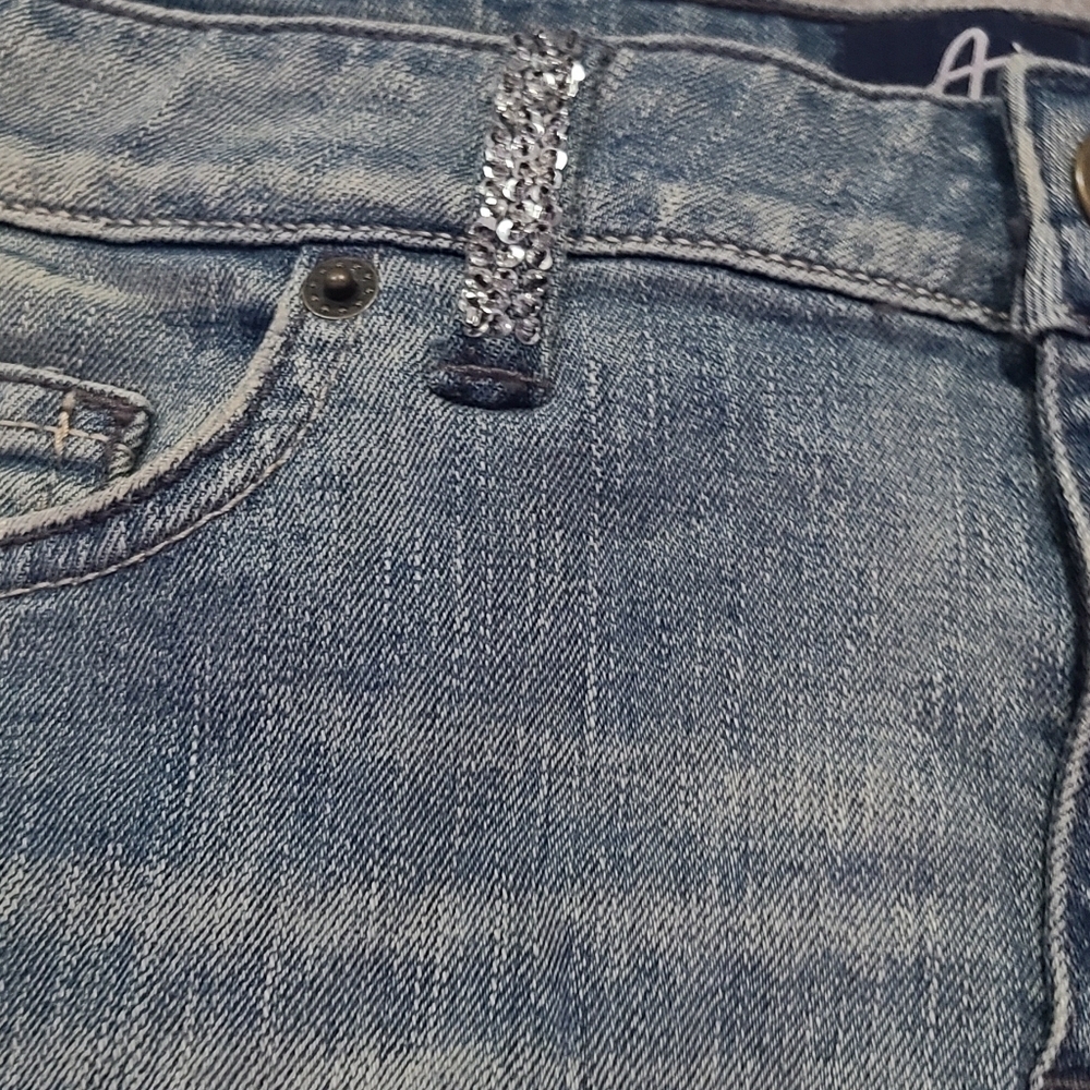 Womens Authentic Icon blue denim shorts 5 pocket with stars size 28 - Picture 3 of 7